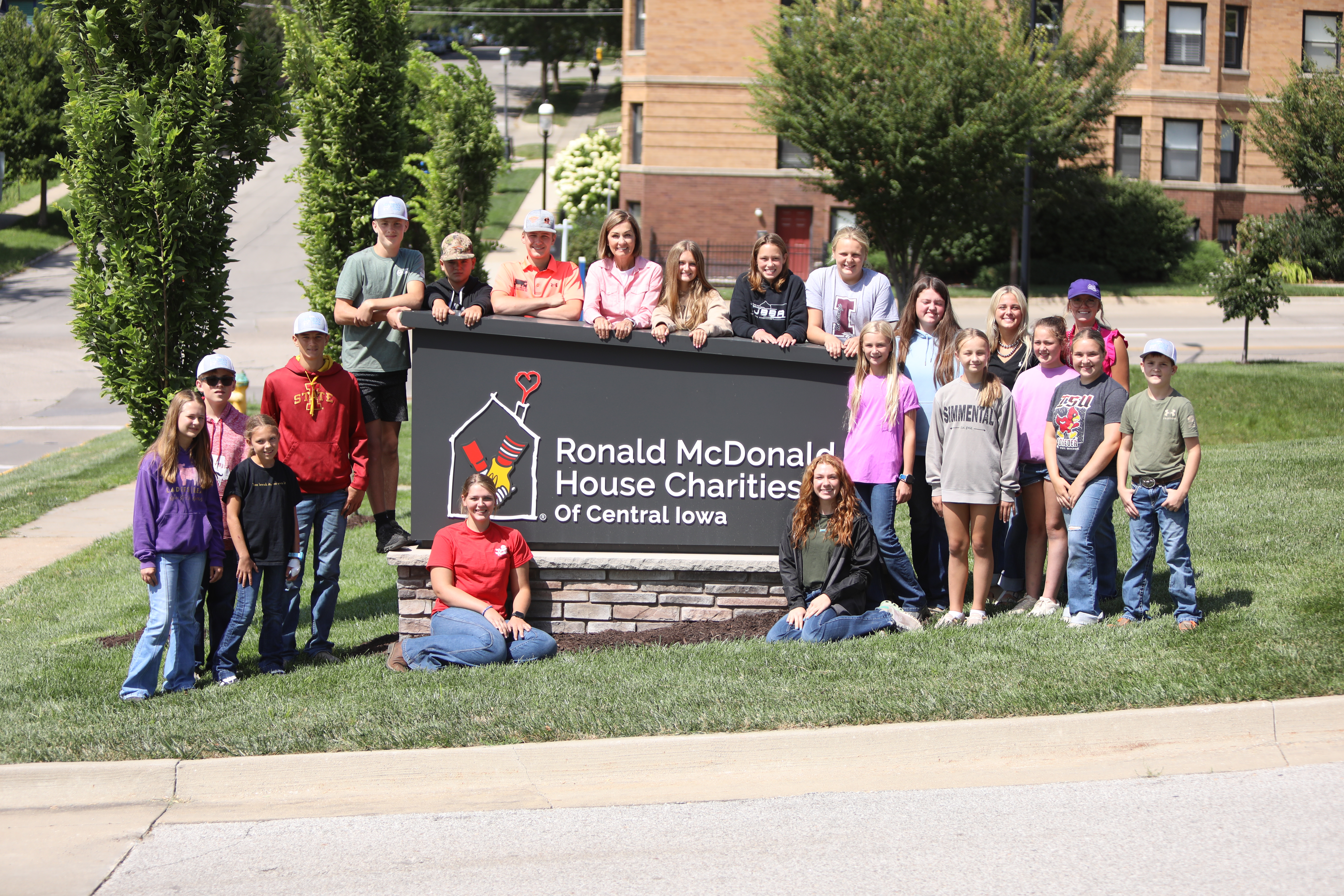 Iowa Cattle Industry Raises Money For Ronald McDonald House Charities of Iowa Through The Annual Iowa Governor's Charity Steer Show